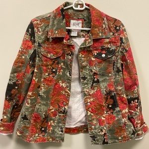 Vintage rose patterned button down